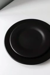 Тарелка 20 см Carbone